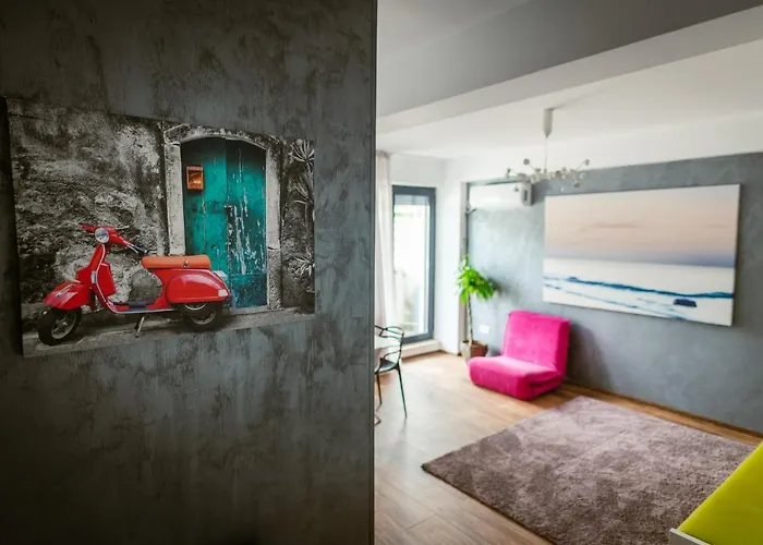 Chic Eva N דירה Năvodari