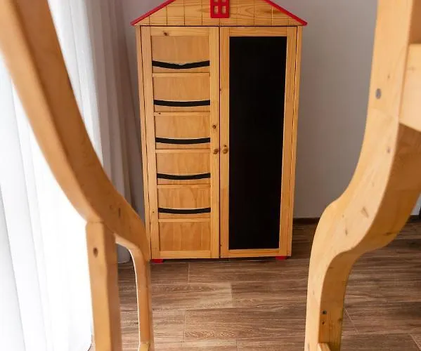 Chic Eva N Năvodari